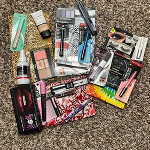 Makeup bundles